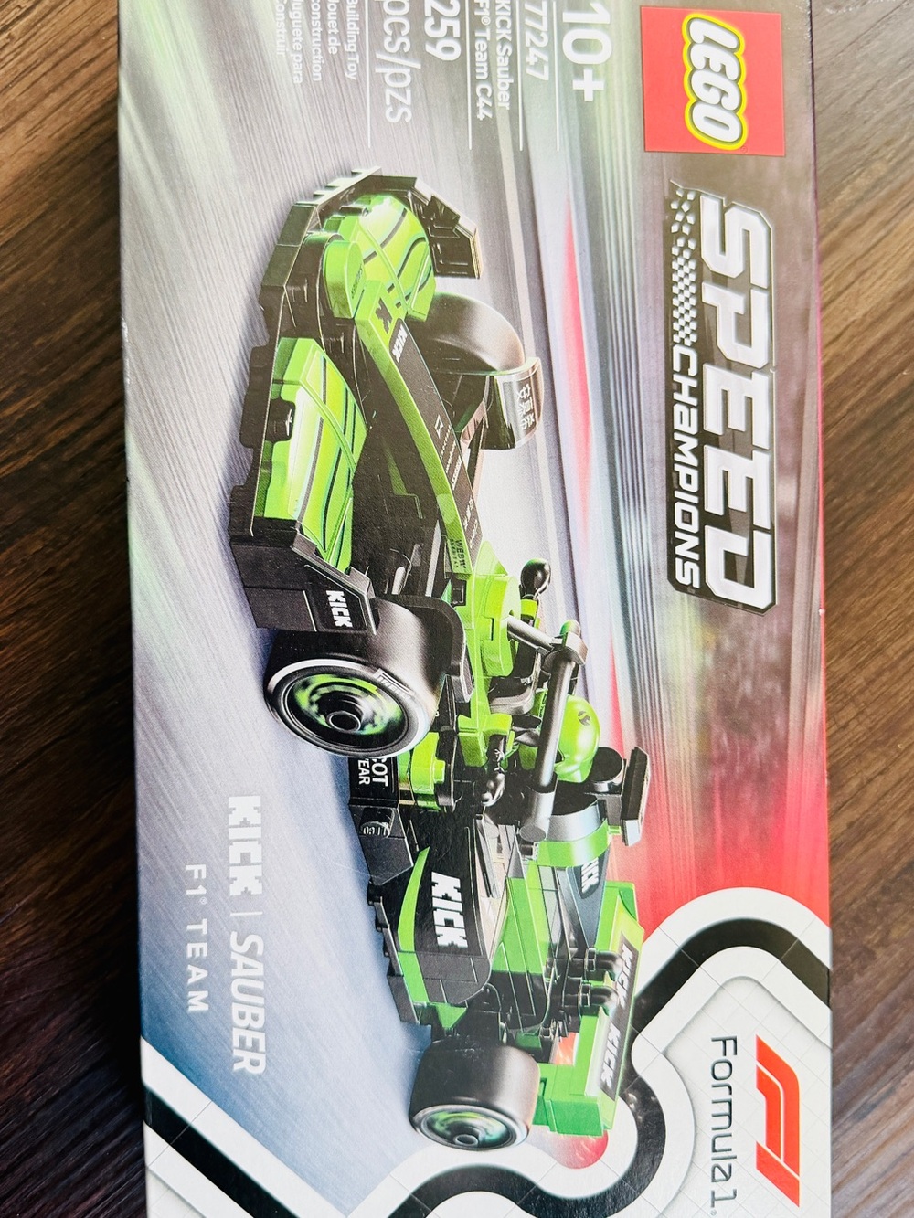 Lego Speed Champions Lime Green & Black Formula 1 Race Car